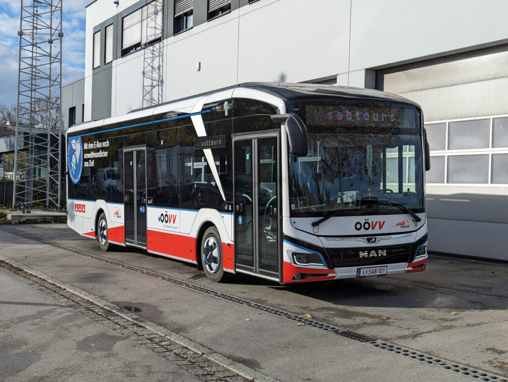 Massiver Ausbau des Angebots bei Regional- und Lokalbahnen, neues Regionalbuskonzept in der Region Gmunden-Nord / Vöcklabruck