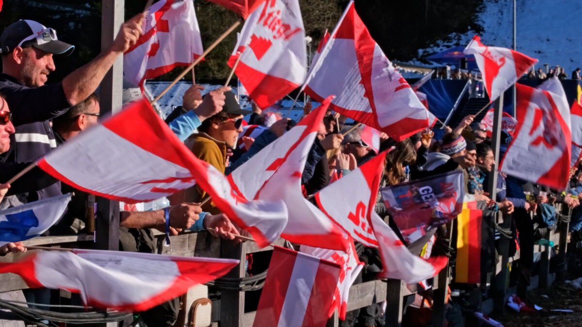 Weltpremiere und Schanzenrekord am Kulm